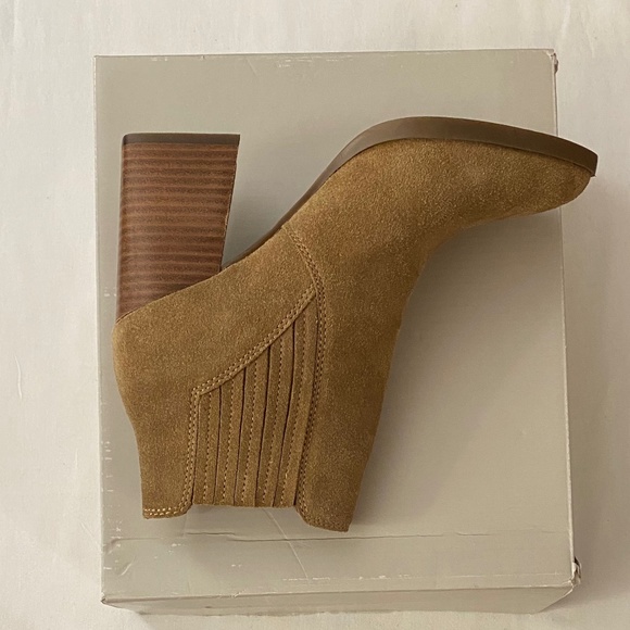 NWT MARC FISHER ELLARD WOMENS LEATHER HEELS ANKLE BOOTS - SIZE 7M - Picture 5 of 7